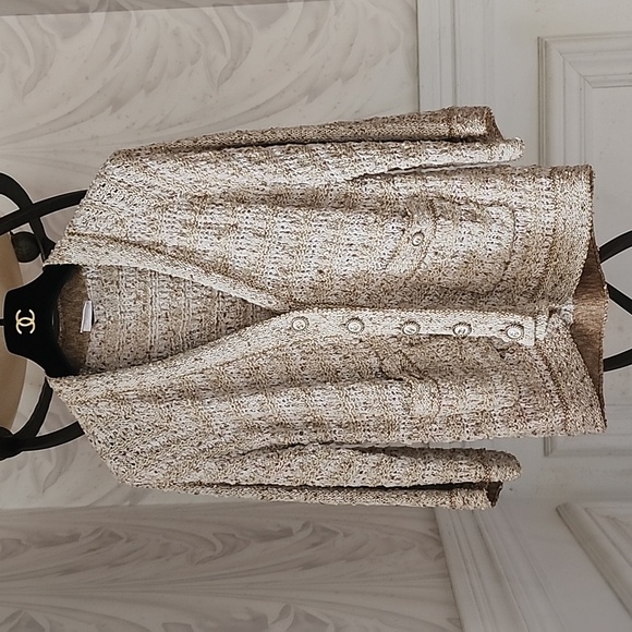 Chanel Limited Edition gold tweed jacket - Picture 7 of 14